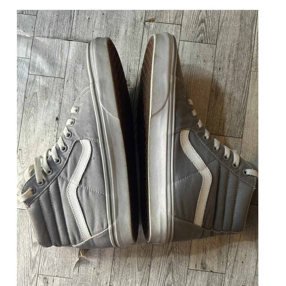 Vans Off The Wall‎ Gray High-Top Sneakers  Skate Shoes  Mens 8.0 Women's 9.5